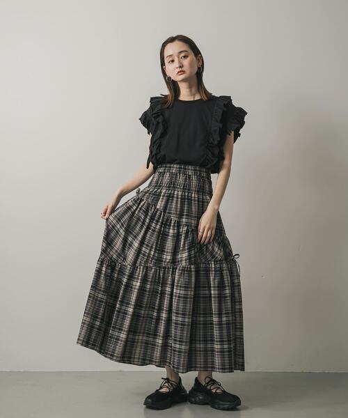 SENSE OF PLACE by URBAN RESEARCH(センスオブプレイスバイアーバンリサーチ)の「ギャザーフリルトップ(Tシャツ/カットソー・レディース・ベージュ/オフホワイト/チャコールグレー/ブラック・ONE)」の22枚目の写真