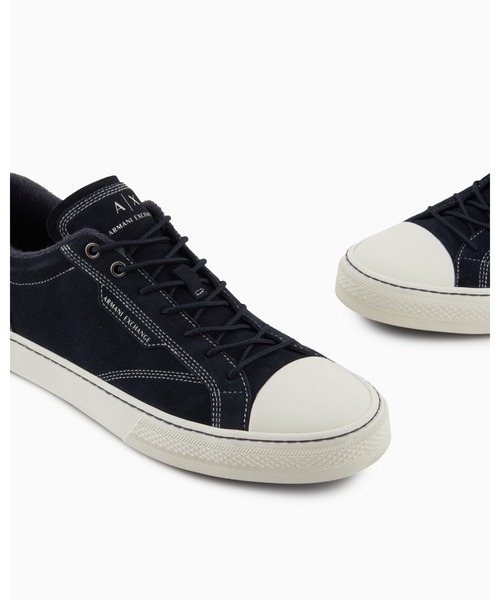 ARMANI EXCHANGE(アルマーニエクスチェンジ)の「【A|X アルマーニ エクスチェンジ】AXロゴ スエード レースアップスニーカー(スニーカー・メンズ・ネイビー・8/9/6/6.5/8.5/9.5/7/7.5/5.5)」の1枚目の写真