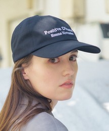 EMMA NOVEMBER　（エマノーヴェンバー）の「Embroidery コットン ツイル ロー キャップ（キャップ）」