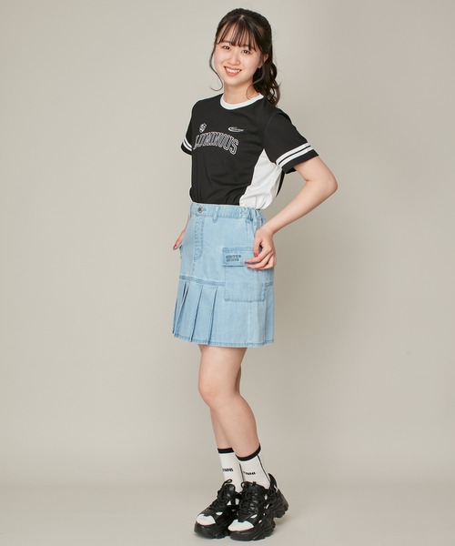 SISTER JENNI（SISTER JENNI）の「【ひんやり素材・UVカット】接触冷感ユニフォーム風配色切替T（Tシャツ/カットソー・キッズ・サックスブルー/ラベンダー/ブラック・150cm/160cm/130cm/140cm）」の8枚目の写真