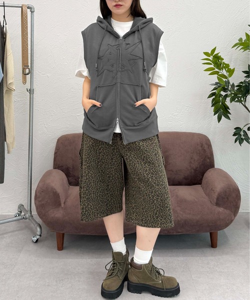 sedacle(セダクル)の「裏毛アップリケベストパーカー(パーカー・レディース・チャコールグレー/グレー・LARGE/MEDIUM/SMALL)」の18枚目の写真