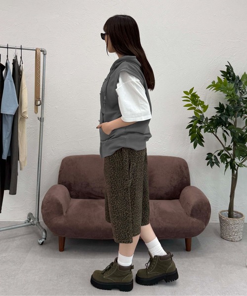 sedacle(セダクル)の「裏毛アップリケベストパーカー(パーカー・レディース・チャコールグレー/グレー・LARGE/MEDIUM/SMALL)」の20枚目の写真