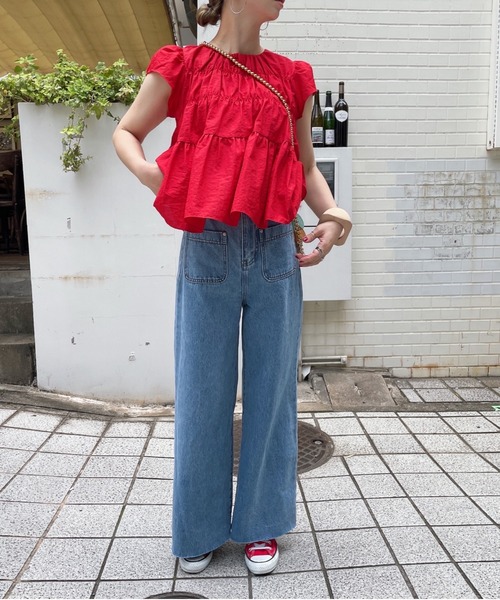 ISOOK（アイスー）の「ギャザースモックブラウス(comochi select) / フリルブラウス 袖フリル ティアードブラウス 半袖 クルーネック レッド ホワイト 赤 白（シャツ/ブラウス・レディース・レッド/ホワイト・FREE）」の9枚目の写真