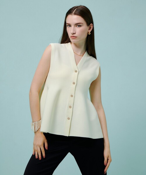 allureville（アルアバイル）の「ペプラムジレ（ベスト・レディース・オフホワイト/ネイビー/イエロー・2）」の4枚目の写真