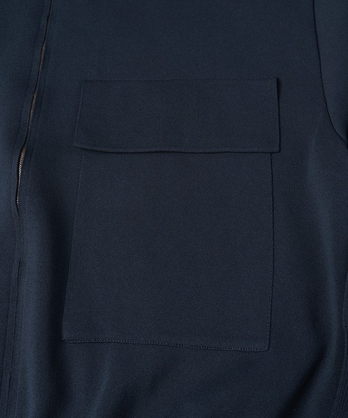 CULLNI（クルニ）の「Big Pocket Zip Up Knit Jacket（ブルゾン・メンズ・グレー/ブラック/ブラウン/ネイビー・2/1/0）」の14枚目の写真