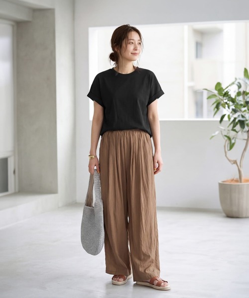 STYLE DELI(スタイルデリ)の「【ものづくりJAPAN】DIORAMA 袖口折り返しTシャツ(Tシャツ/カットソー・レディース・ホワイト/ブラック・FREE)」の6枚目の写真