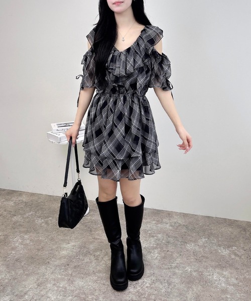 ANDWANG ボリュームフリルミニワンピース　ブラック フリルミニワンピース【残り1点】 | DRESS | OBLI