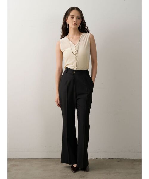 LAGUNAMOON(ラグナムーン)の「セミフレアスリットパンツ(その他パンツ・レディース・ブラック/ベージュ・SMALL/MEDIUM)」の18枚目の写真