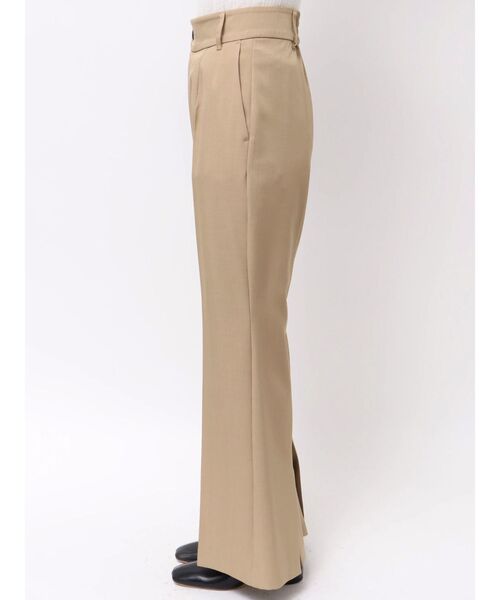 LAGUNAMOON(ラグナムーン)の「セミフレアスリットパンツ(その他パンツ・レディース・ブラック/ベージュ・SMALL/MEDIUM)」の14枚目の写真