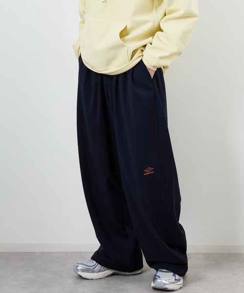 UMBRO/アンブロ] 別注 ワンポイント刺繍ロゴ トラックパンツ（その他