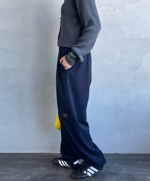 UMBRO（アンブロ）の「[UMBRO/アンブロ] 別注 ワンポイント刺繍ロゴ トラックパンツ（その他パンツ・レディース・ネイビー/ハウンドトゥース/ブラウン・L/M/S/XL）」の21枚目の写真