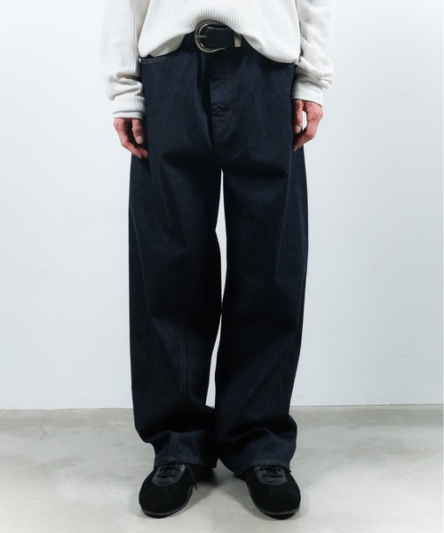 Jieda(ジエダ)の「TWIST DENIM PANTS(デニムパンツ・メンズ・ブラック/インディゴブルー・1/2)」の7枚目の写真