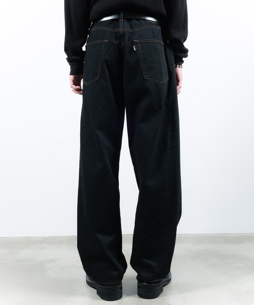 Jieda(ジエダ)の「TWIST DENIM PANTS(デニムパンツ・メンズ・ブラック/インディゴブルー・1/2)」の12枚目の写真
