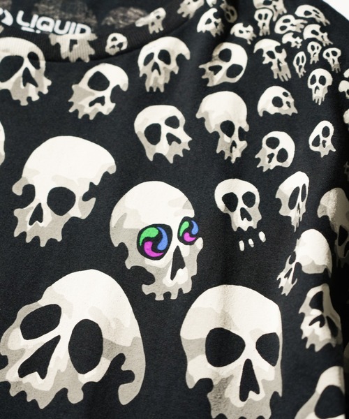 LIQUID BLUE(リキッドブルー)の「LIQUID BLUE / リキッドブルー SON OF SKULLS T-SHIRT サンオブスカル フルグラフィック Tシャツ(Tシャツ/カットソー・メンズ・ブラック・X-LARGE/LARGE)」の5枚目の写真
