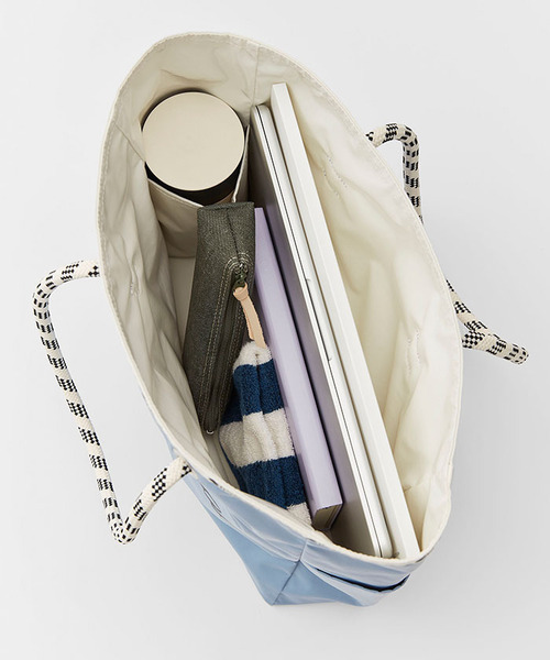 LeSportsac(レスポートサック)の「ML 2 WAY TOTE 2ウェイスレートブルー/パールシャイン(トートバッグ・レディース・ブルー・FREE)」の11枚目の写真