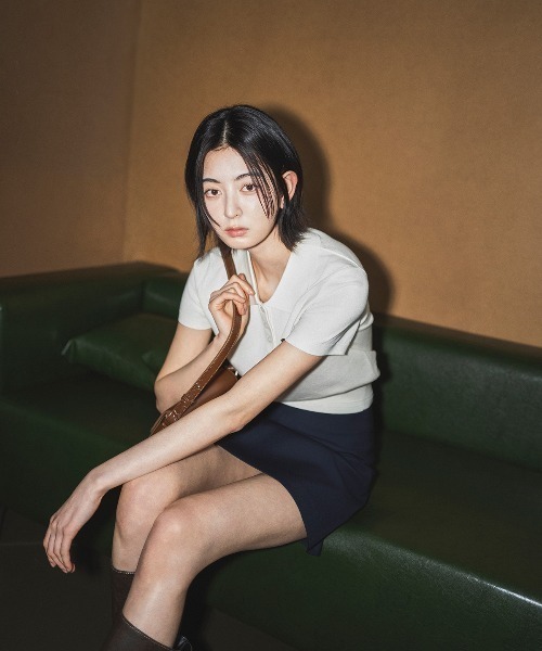 GENERAL IDEA(ジェネラルアイデア)の「GENERAL IDEA/ジェネラルアイディア tencel essential half collar knit ポロニットトップス(ポロシャツ・レディース・アイボリー/ネイビー/ピンク・S/M/L)」の2枚目の写真