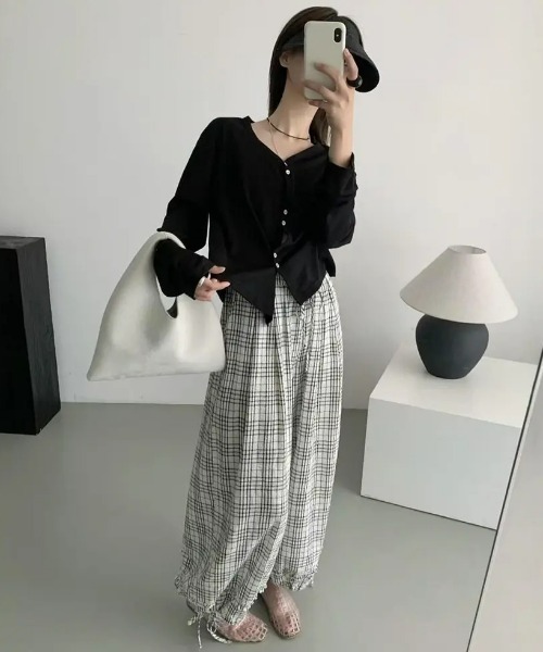 REBALANCE(リバランス)の「ワイドチェックパンツ(その他パンツ・レディース・C/A/B・LARGE/MEDIUM)」の9枚目の写真