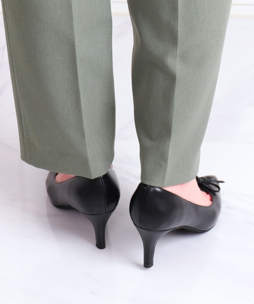 artemis by DIANA(アルテミスバイダイアナ)の「レースアップデザイン ポインテッドトゥパンプス(パンプス・レディース・ブラック/ダークブラウン/ダークベージュ・22.0cm/22.5cm/23.0cm/23.5cm/24.0cm/24.5cm/25.0cm)」の7枚目の写真