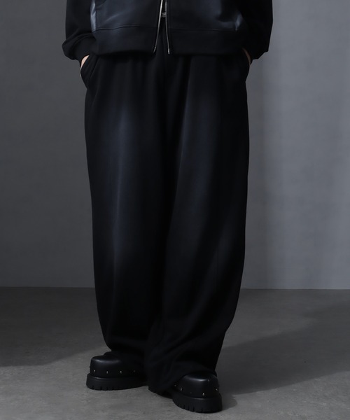 welise（ウェライズ）の「【welise/ウェライズ】ヴィンテージ裏毛 ディメンションカッティング ワイドバギースウェットパンツ（スウェットパンツ・メンズ・チャコールグレー/ブラック/ブラウン・S/M/L）」の4枚目の写真
