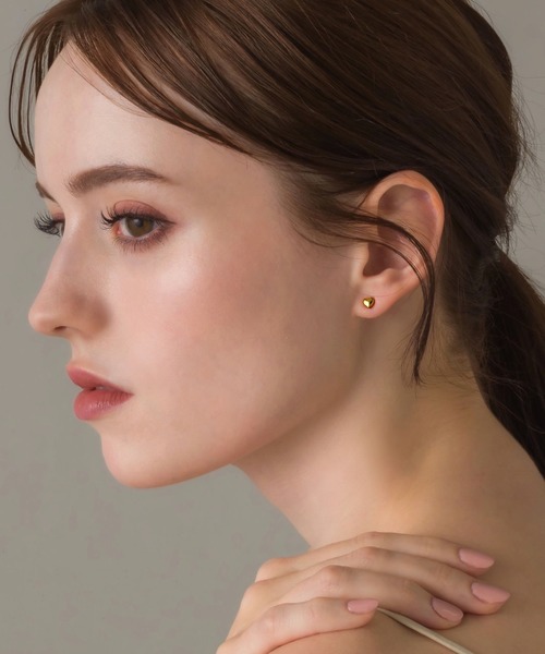 muku(ムク)の「PIERCE/MINI HEART(ピアス(両耳用)・レディース・ゴールド/シルバー・FREE)」の1枚目の写真