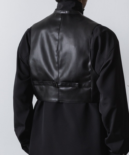 ato（アトウ）の「SYNTHETIC LEATHER VEST（ベスト・メンズ・ブラック・46/48）」の8枚目の写真