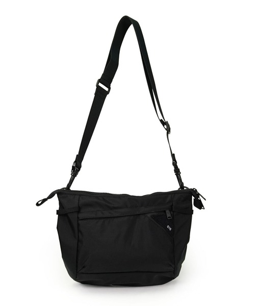 【CIE】FLOW /FLAT SHOULDER 022108