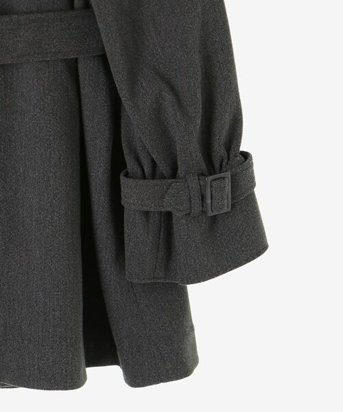 MAJESTIC LEGON（マジェスティックレゴン）の「ケープセットミディコート（その他アウター・レディース・チャコールグレー/ベージュ/ブラウン・SMALL/MEDIUM/LARGE/X-SMALL）」の12枚目の写真