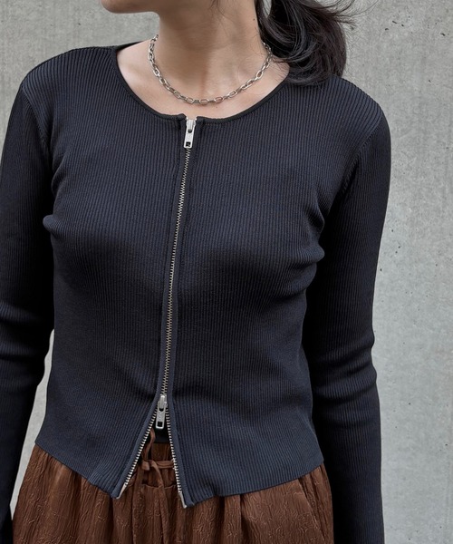 &g'aime(アンジェム)の「【&g'aime】Wジップリブカーディガン Double Zip Ribbed Cardigan(ニット/セーター・レディース・ブルー/グレイッシュベージュ/ブラック/ブラウン・FREE)」の17枚目の写真