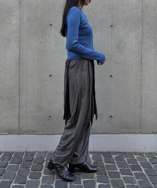 &g'aime(アンジェム)の「【&g'aime】Wジップリブカーディガン Double Zip Ribbed Cardigan(ニット/セーター・レディース・ブルー/グレイッシュベージュ/ブラック/ブラウン・FREE)」の5枚目の写真