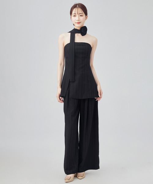 SUWDEE（スーディー）の「choker bustier peplum setup（セットアップ・レディース・ブラック/グレイッシュベージュ・M）」の2枚目の写真