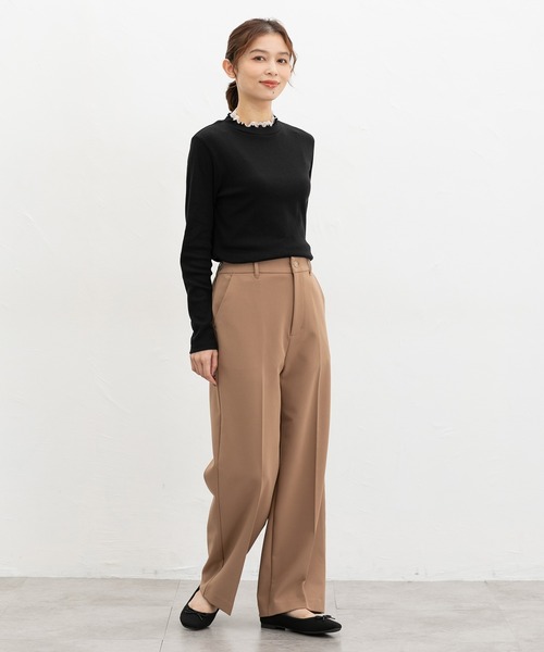 Honeys(ハニーズ)の「レース使いハイネックT(Tシャツ/カットソー・レディース・オフホワイト/ネイビー/ブラック/サックスブルー/グレイッシュベージュ・S/M/LL/L)」の8枚目の写真