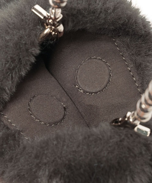 LEPSIM（レプシィム）の「ファーミニショルダーバッグ　598110（ショルダーバッグ・レディース・チャコールグレー/アイボリー/モカ・ONE SIZE）」の11枚目の写真