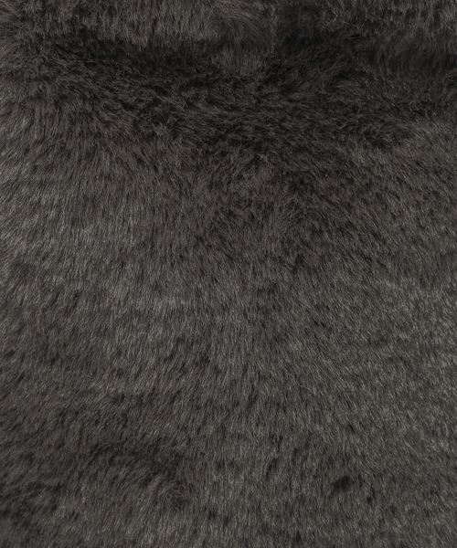 LEPSIM（レプシィム）の「ファーミニショルダーバッグ　598110（ショルダーバッグ・レディース・チャコールグレー/アイボリー/モカ・ONE SIZE）」の4枚目の写真