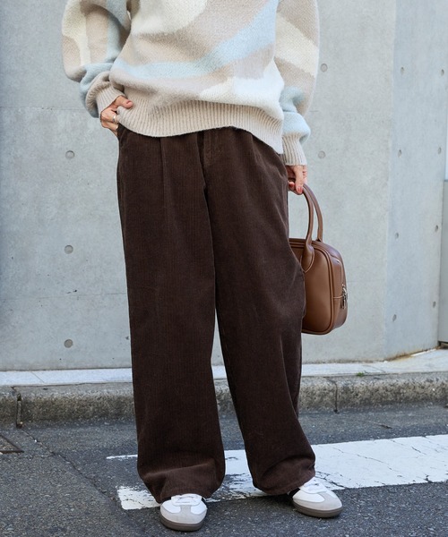 美品 PT01 33 ルーマニア製 定価¥45,000程 ワイドテーパード セール】ヴィンテージライクコーデュロイ ワイドテーパードパンツ