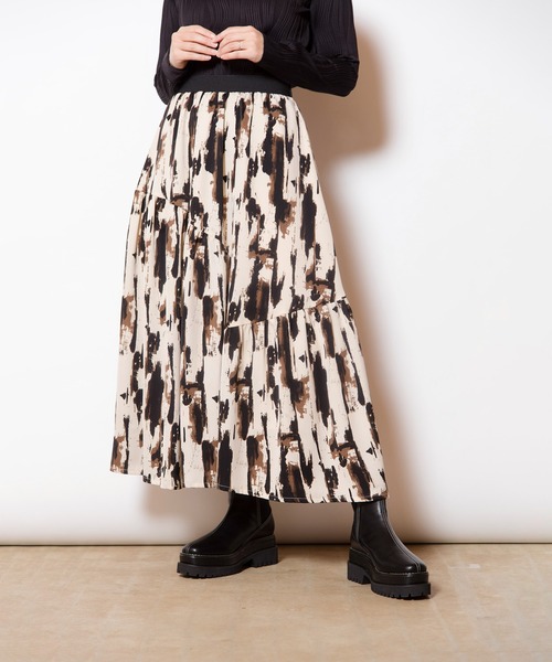 G.Boratto様　オズモーシス　プリントギャザースカートとパンツ プリントギャザースカート（スカート）｜OSMOSIS（オズモーシス）の