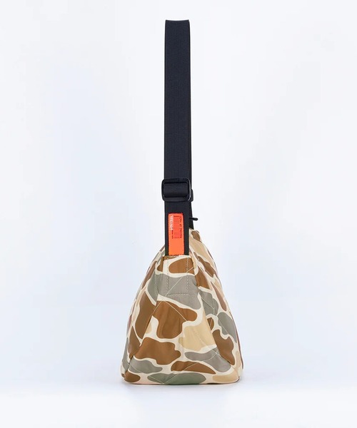 WEEKEND(ER)（ウィークエンダー）の「WEEKEND(ER) QUILTED SHOULDER（ショルダーバッグ・メンズ・ブラック/ベージュ/ブルー/カモフラージュ・FREE）」の14枚目の写真