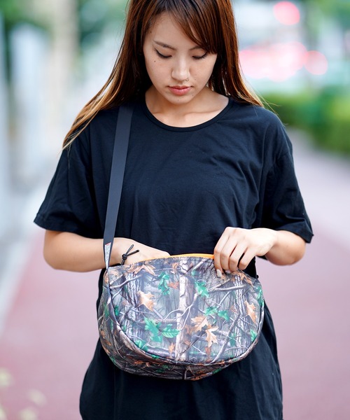 WEEKEND(ER)（ウィークエンダー）の「WEEKEND(ER) QUILTED SHOULDER（ショルダーバッグ・メンズ・ブラック/ベージュ/ブルー/カモフラージュ・FREE）」の21枚目の写真