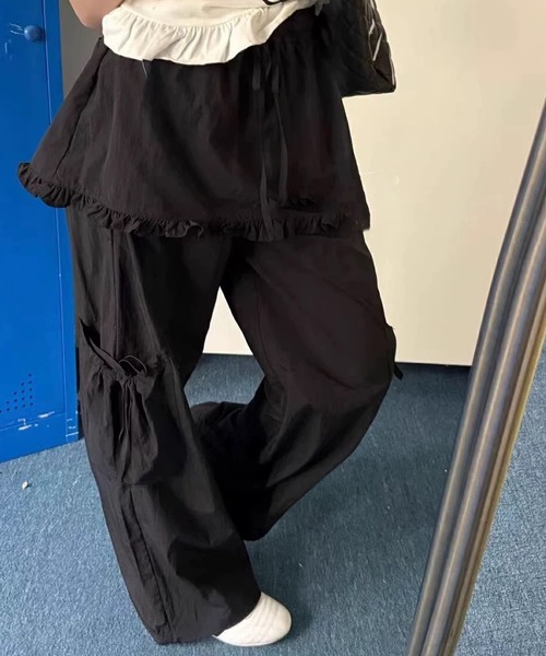 HALEY PESCA（ヘーリーペスカ）の「HALEY PESCA/レイヤード風　カジュアルガーリーナイロンパンツ（カーゴパンツ・レディース・ブラック/グレー/ピンク・FREE）」の9枚目の写真