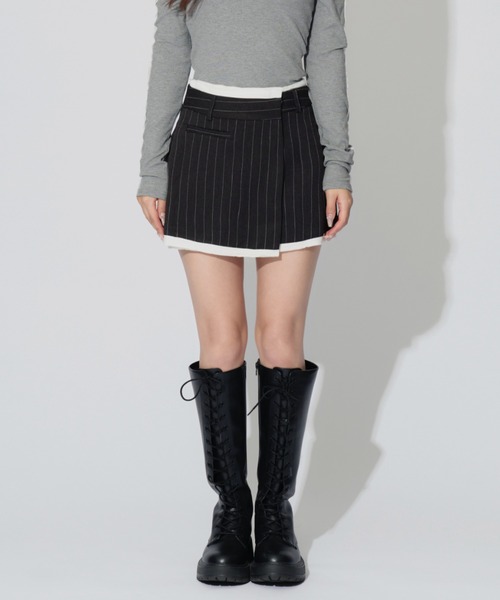 ALLuRing ChaRm(アリュリングチャーム)の「Asymmetry Striped Skirt Pants / アシンメトリーストライプスカートパンツ(スカート・レディース・グレー/ブラック・M/S)」の5枚目の写真