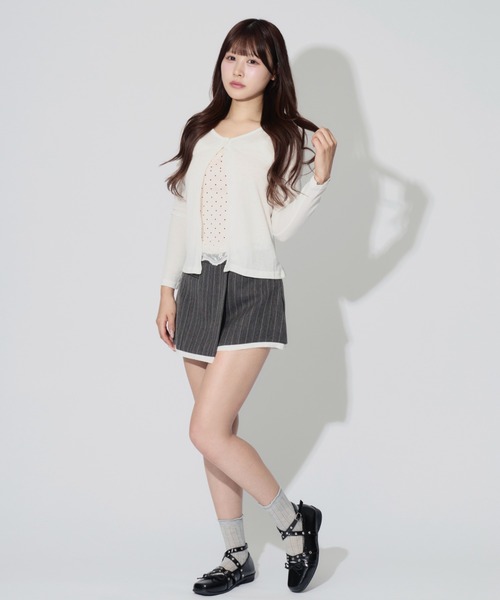 ALLuRing ChaRm(アリュリングチャーム)の「Asymmetry Striped Skirt Pants / アシンメトリーストライプスカートパンツ(スカート・レディース・グレー/ブラック・M/S)」の3枚目の写真