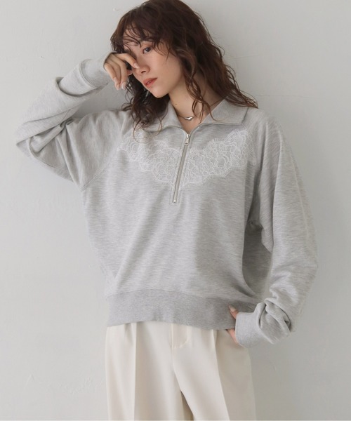CLEIO（クレイオ）の「【CLEIO】リバーレースハーフジップ裏毛スウェット REVER LACE HALF-ZIP FRENCH TERRY SWEATSHIRT/980-14609（スウェット・レディース・杢グレー/チャコール・FREE）」の2枚目の写真