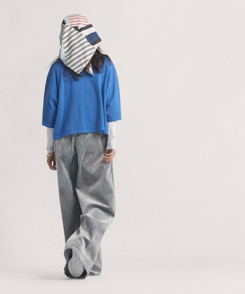 adidas（アディダス）の「起毛ツイル オーバーサイズド ファイヤー