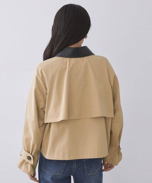 OPAQUE.CLIP(オペークドットクリップ)の「ショートトレンチコート【洗える】(トレンチコート・レディース・ベージュ/ネイビー・36/38/40)」の15枚目の写真