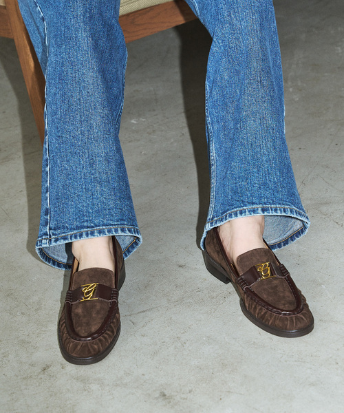 GRISE（グリーズ）の「GRISEレザーギャザーローファー（ローファー・レディース・ブラック/カーキ/ブラウン・22cm/25cm/24.5cm/24cm/23.5cm/23cm/22.5cm）」の7枚目の写真