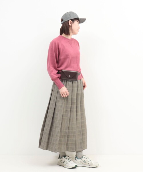 fredy couleur（フレディクルール）の「ラメ混スウェットライクプルオーバーニット（ニット/セーター・レディース・ブラック/ライトグレー/ピンク・38）」の6枚目の写真