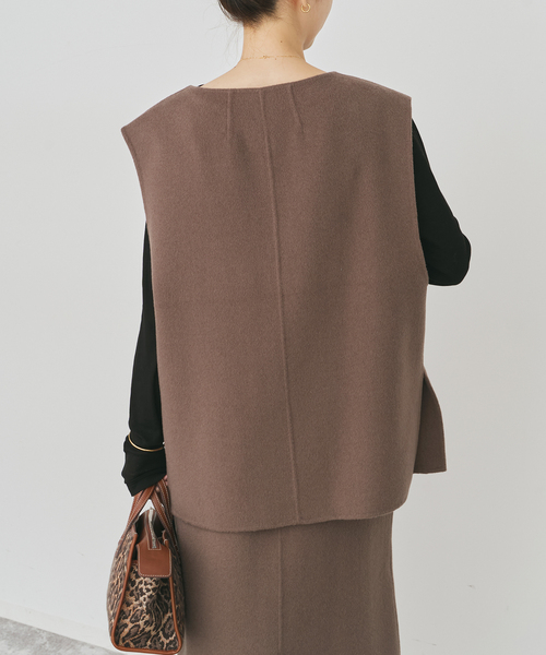 Spick & Span（スピックアンドスパン）の「ダブルフェイスVネックベスト（ベスト・レディース・モカ/ベージュ系その他・FREE）」の14枚目の写真