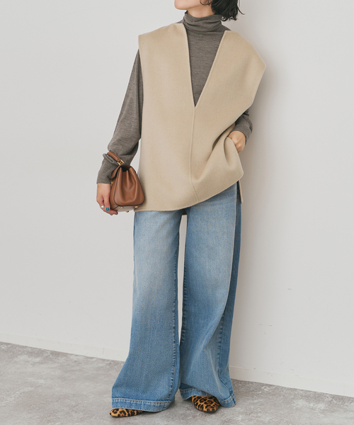 Spick & Span（スピックアンドスパン）の「ダブルフェイスVネックベスト（ベスト・レディース・モカ/ベージュ系その他・FREE）」の5枚目の写真