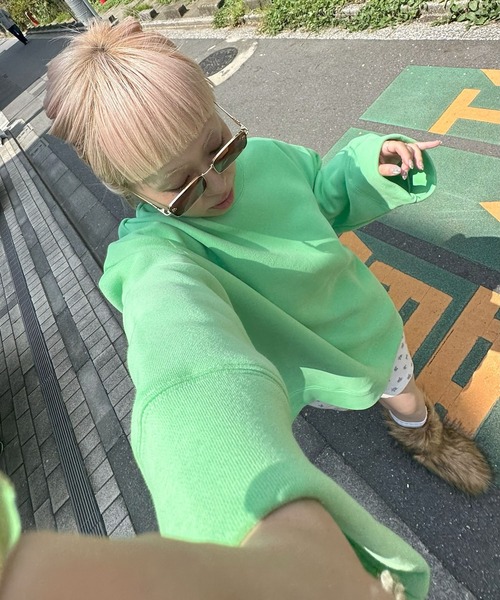 Alley Tokyo（アリートーキョー）の「【セットアップで着られる】Bigなスウェット（スウェット・レディース・グレー/スミクロ/ピンク/ライトグリーン・FREE）」の11枚目の写真