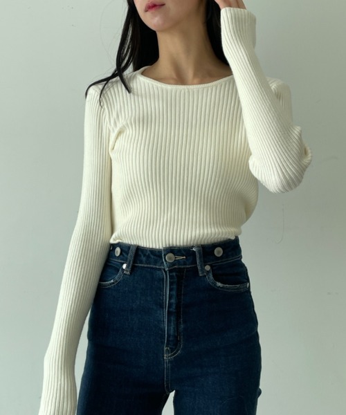 ｔｏｌｅｎｅ（トレネ）の「カットアウト バックリボンデザイン リブニットトップス（ニット/セーター・レディース・ブラック/オフホワイト・FREE）」の5枚目の写真