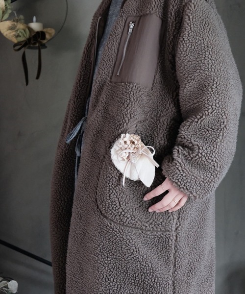 m.soeur（エムスール）の「ファーとライラックのショールピン（ブローチ/コサージュ・レディース・ブラック/ベージュ/グリーン・FREE）」の11枚目の写真